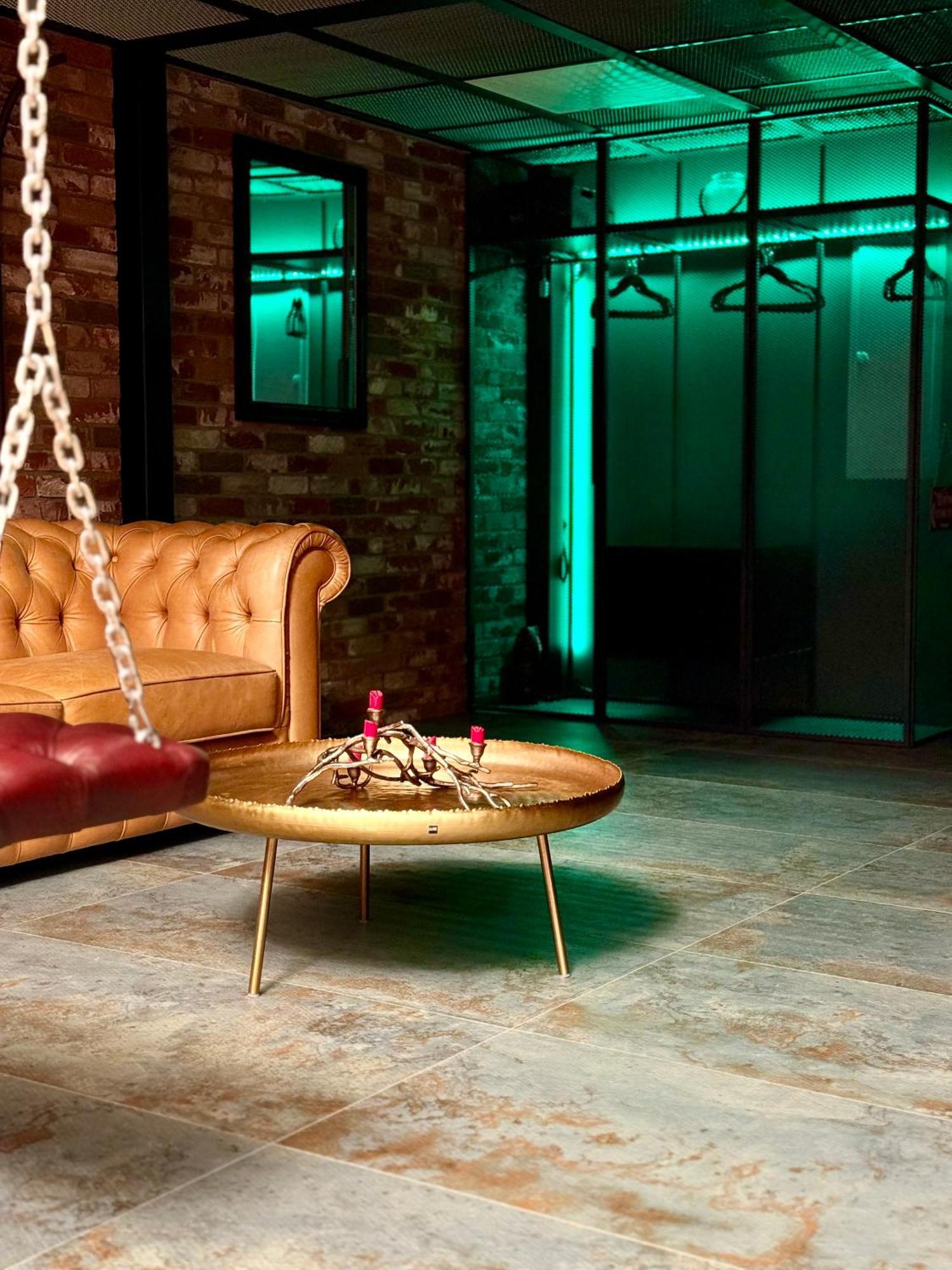 - Amberstone Lux Loft *
